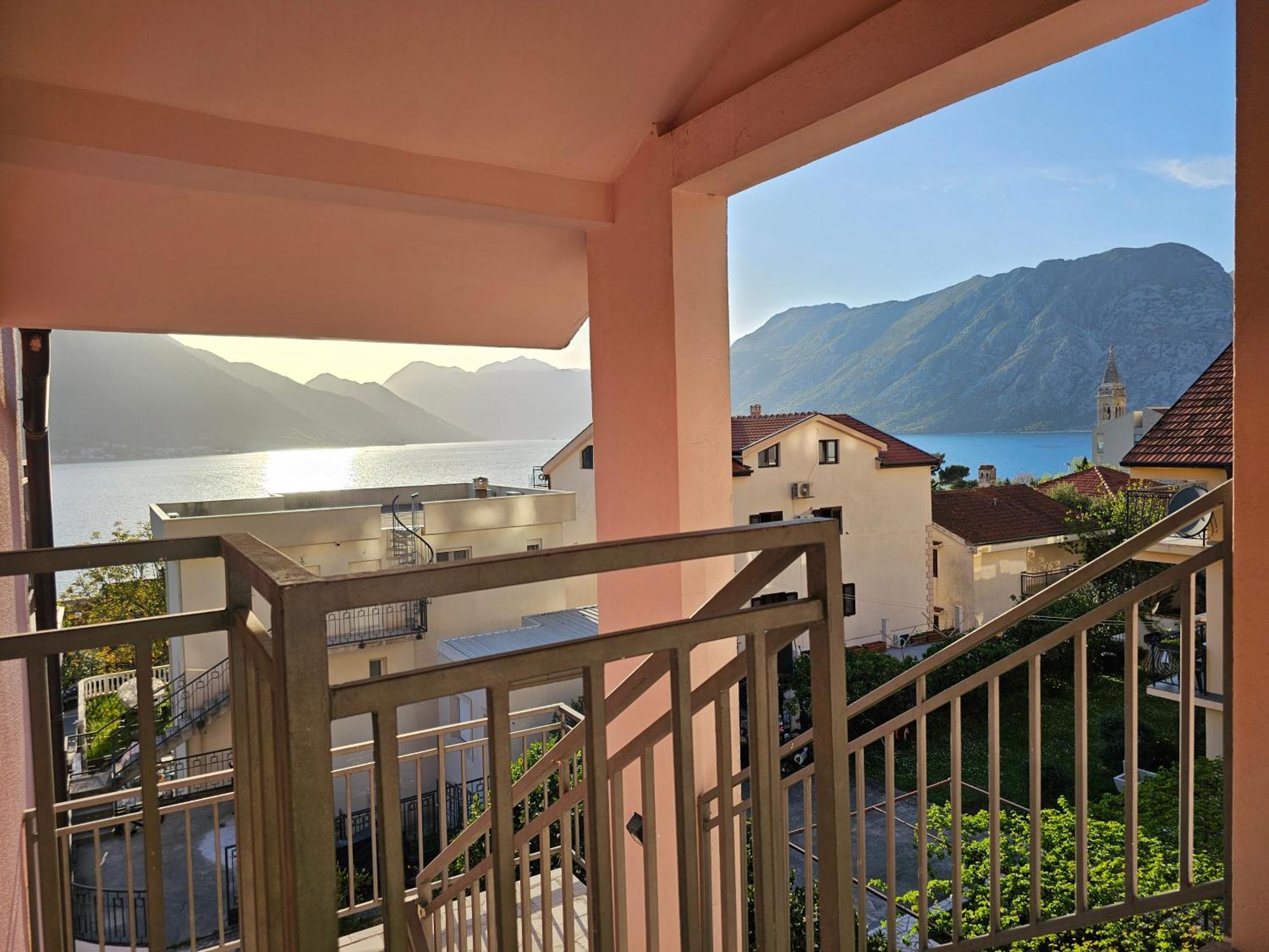 Modern Seaside Escape - Stunning Sea View - Private & Stylish Apartment Kotor Exterior photo
