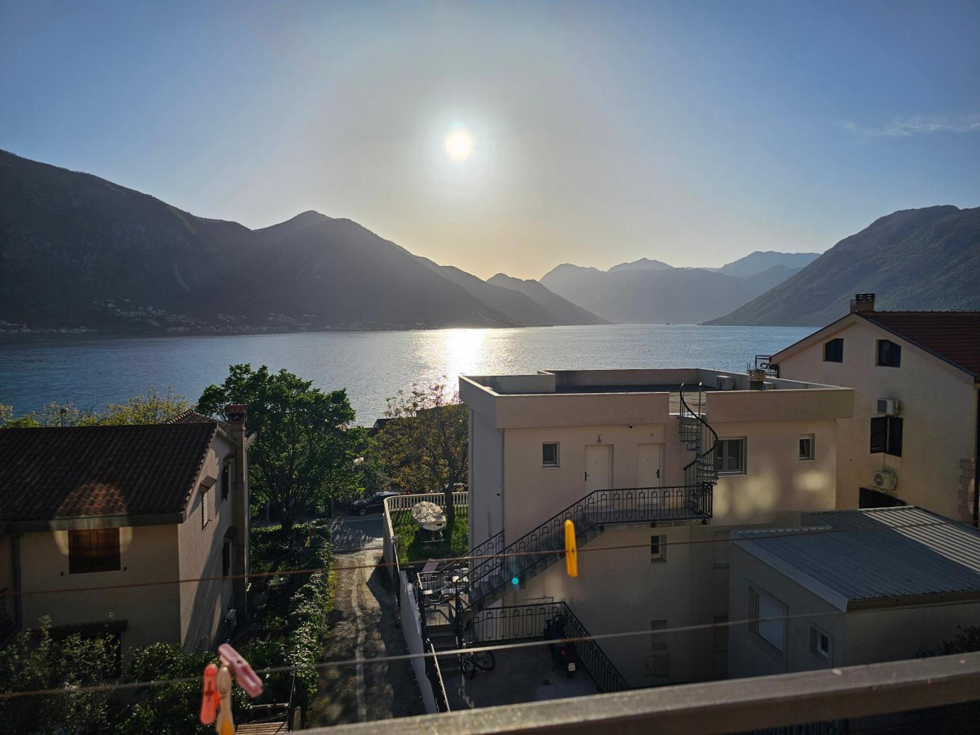 Modern Seaside Escape - Stunning Sea View - Private & Stylish Apartment Kotor Exterior photo